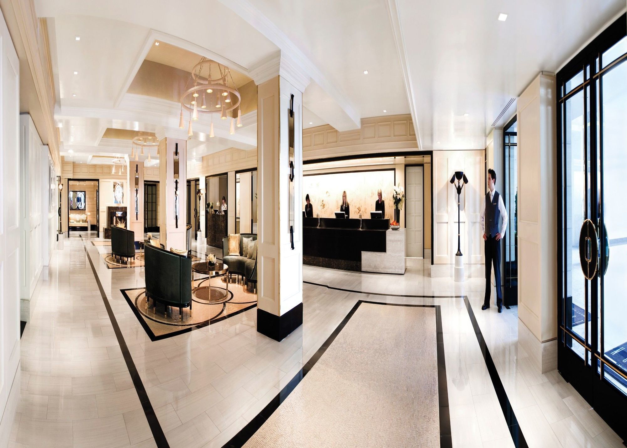 The London West Hollywood At Beverly Hills Bagian luar foto The lobby of the Mandarin Oriental, Paris