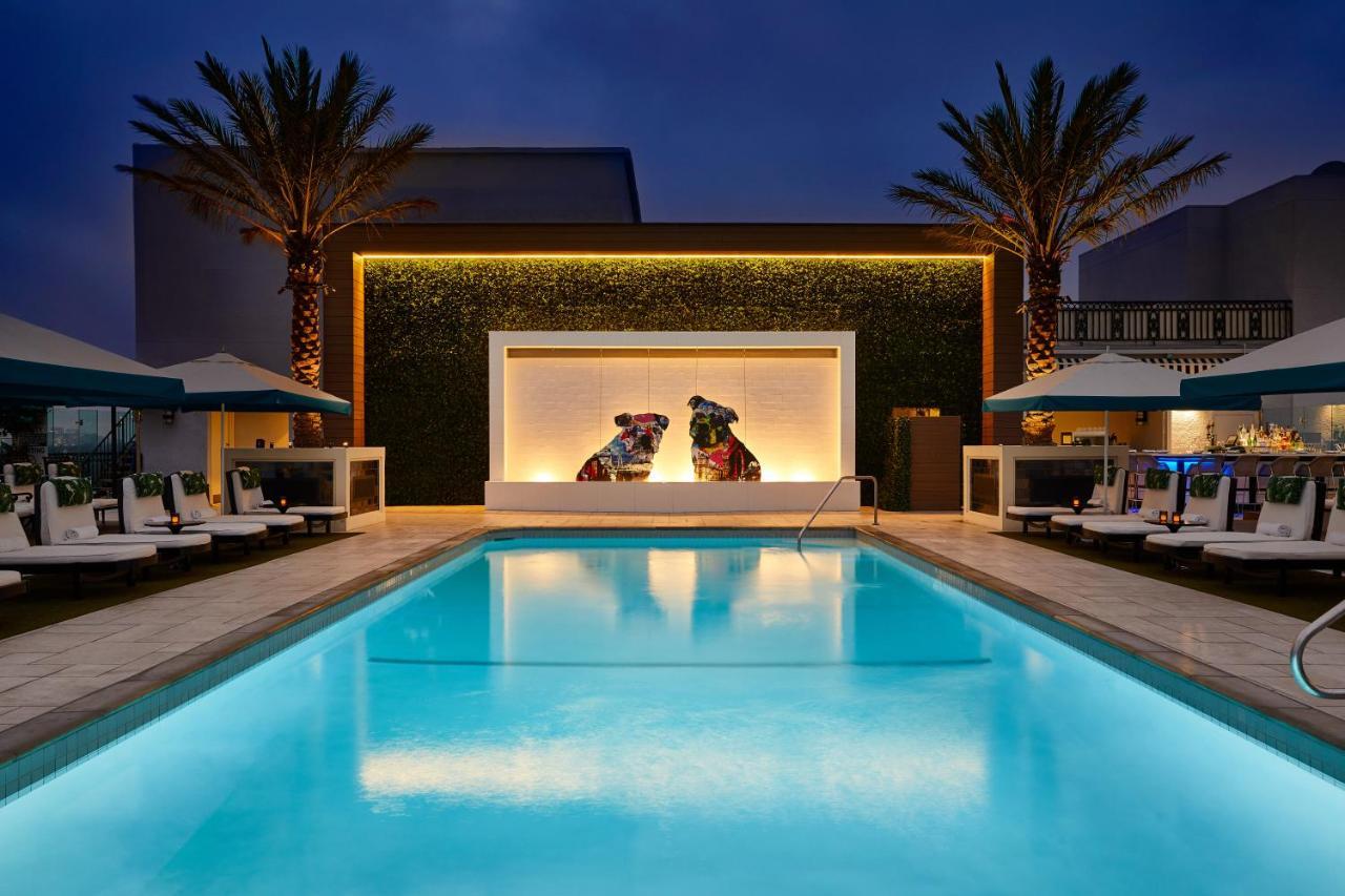 The London West Hollywood At Beverly Hills Bagian luar foto The pool at the W Hollywood
