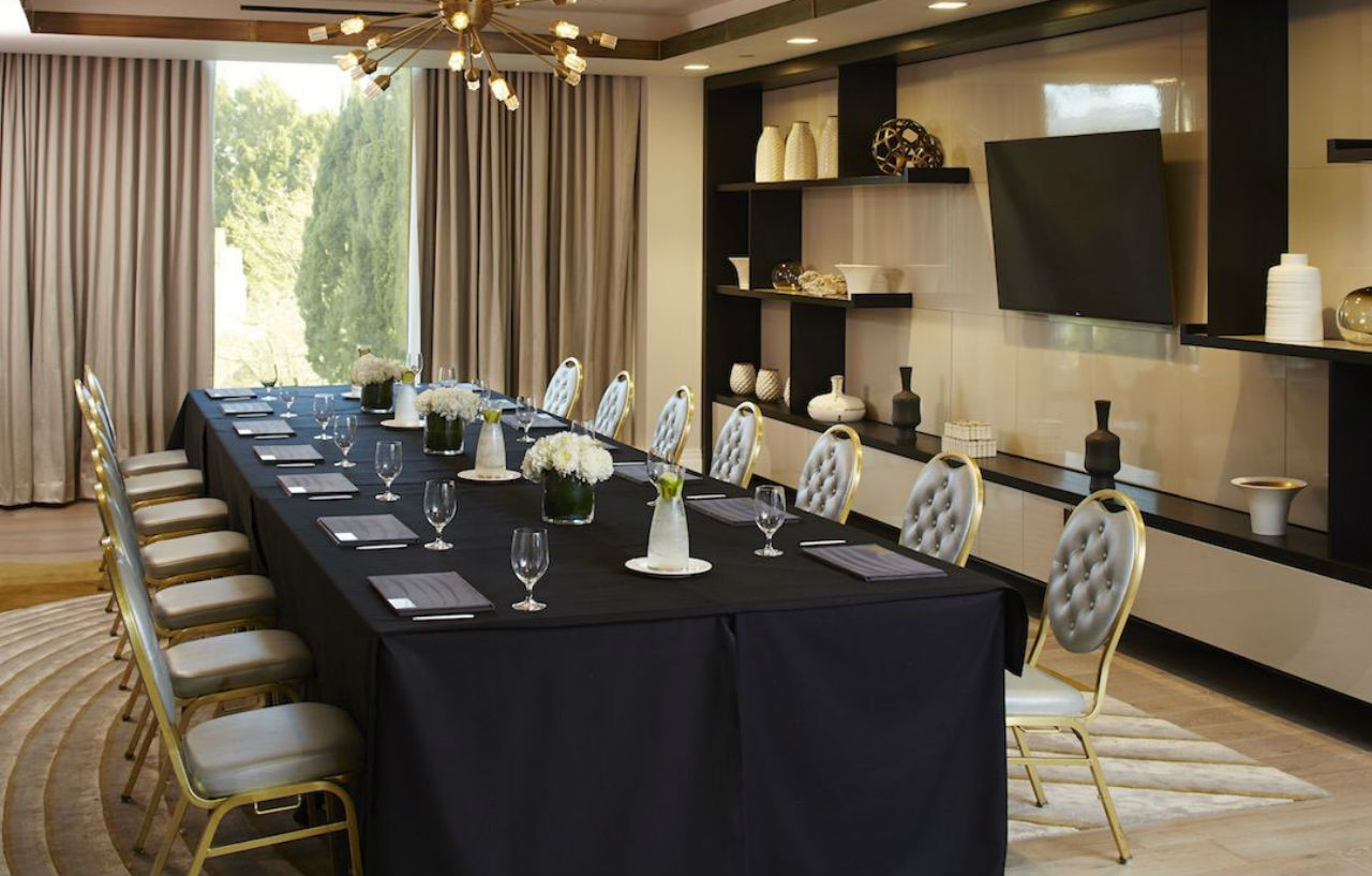 The London West Hollywood At Beverly Hills Bagian luar foto Boardroom at the JW Marriott Scottsdale Camelback